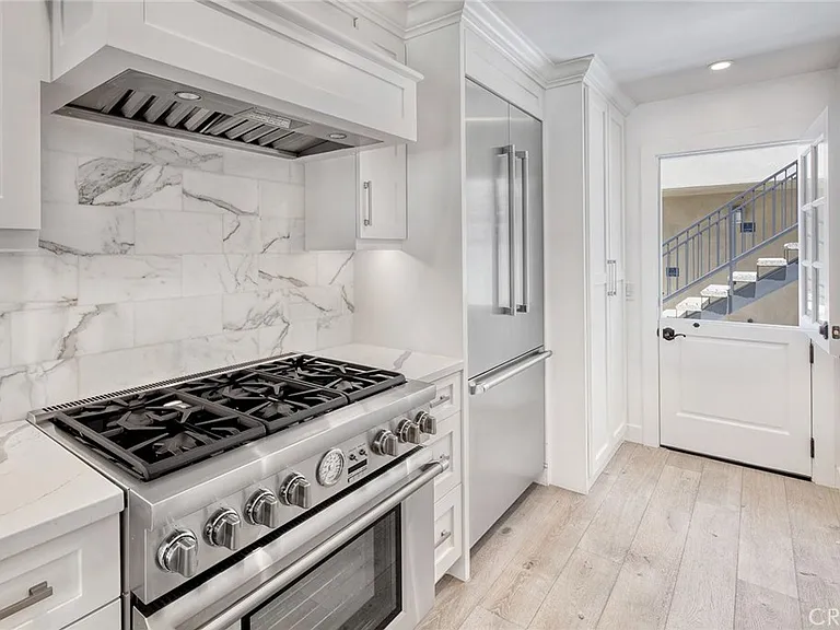 705 Larkspur Ave — Photo 23