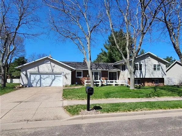 1204 Timber Road, Eau Claire, WI 54701