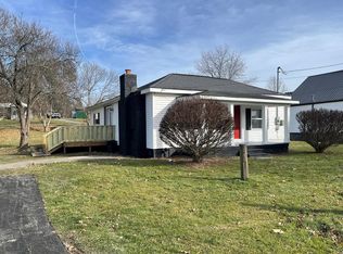 156 McKinney Hollow Rd, Sophia, WV 25921