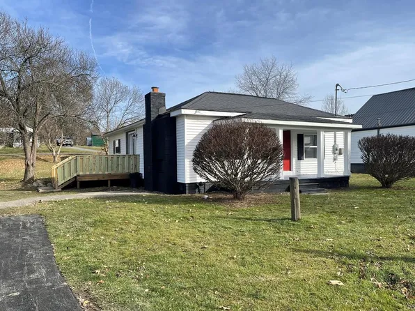 156 McKinney Hollow Rd, Sophia, WV 25921