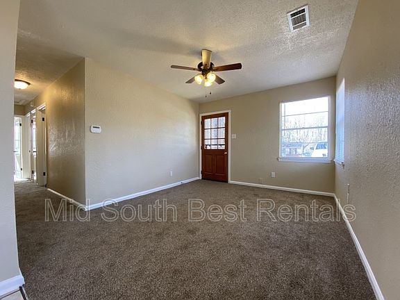 2nd image of 4428 Sunny View Dr