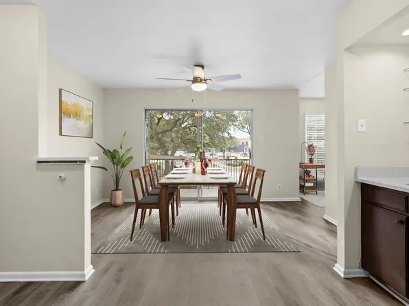 8702 Village #1300, San Antonio, TX 78217