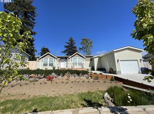 113 Alderwood Ln, Brookings, OR 97415