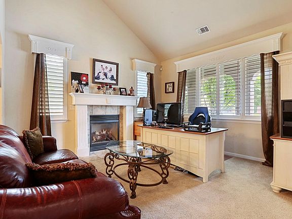 5th image of 10952 Saint Moritz Cir