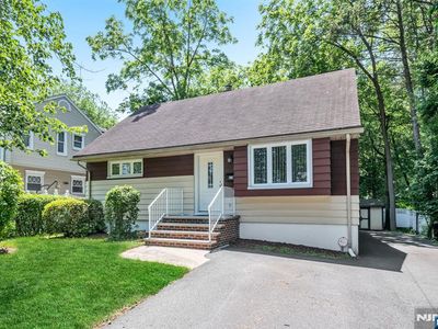 379 W Madison Ave, Dumont, NJ, 07628