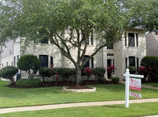 514 High Ridge Dr, Friendswood, TX 77546