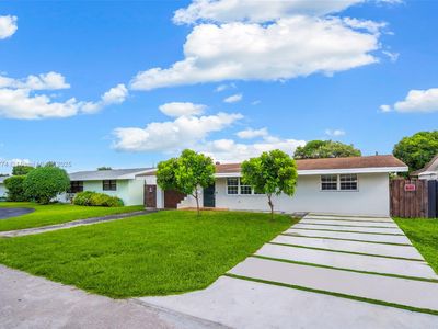 7831 NW 11th St, Pembroke Pines, FL, 33024