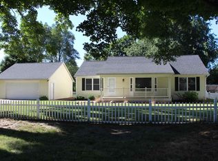 19616 Glendale Ave, South Bend, IN 46637