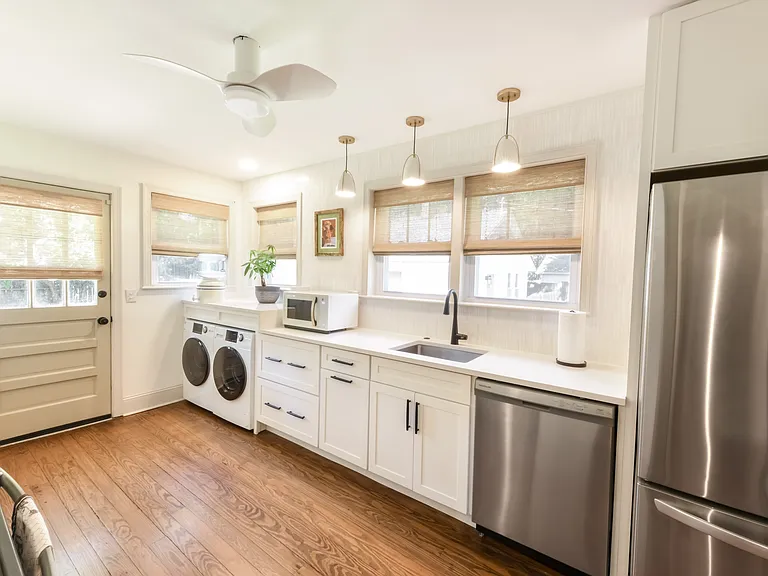 29 Oak Forest Dr — Photo 1