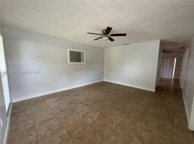 5780 SW 61st St, Miami, FL