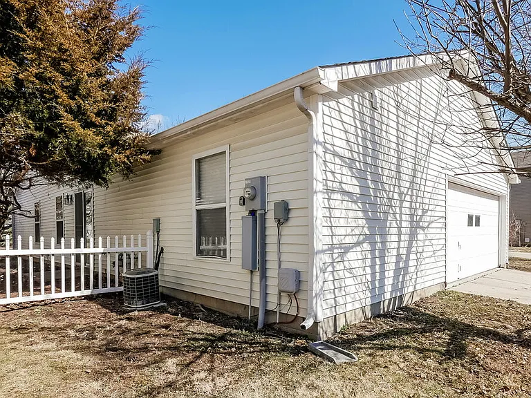 12203 Weathervane Dr — Photo 15