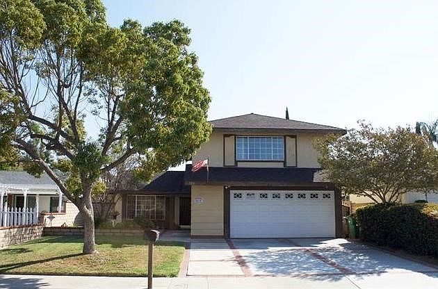 1st image of 726 Lyonwood Ave