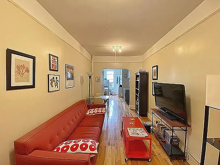 143 23rd St #3L — Photo 4