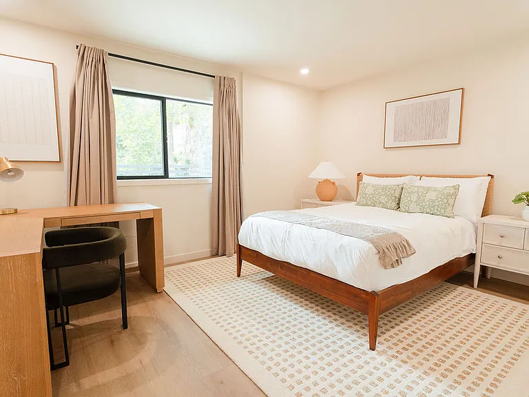 10461 Shadyridge Dr — Photo 11