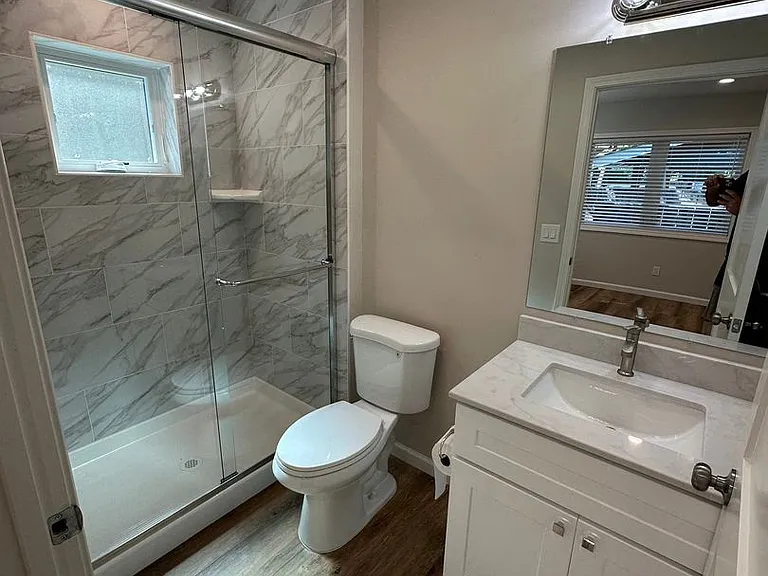 Chestnut - 3621 Chestnut St (3 Units) — Photo 10