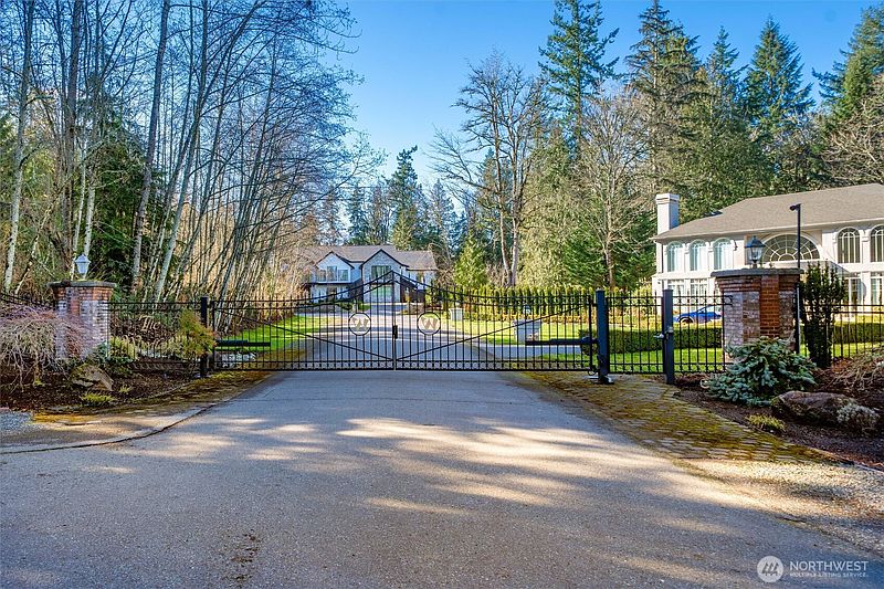 2nd image of 67 XX 258th Avenue NE