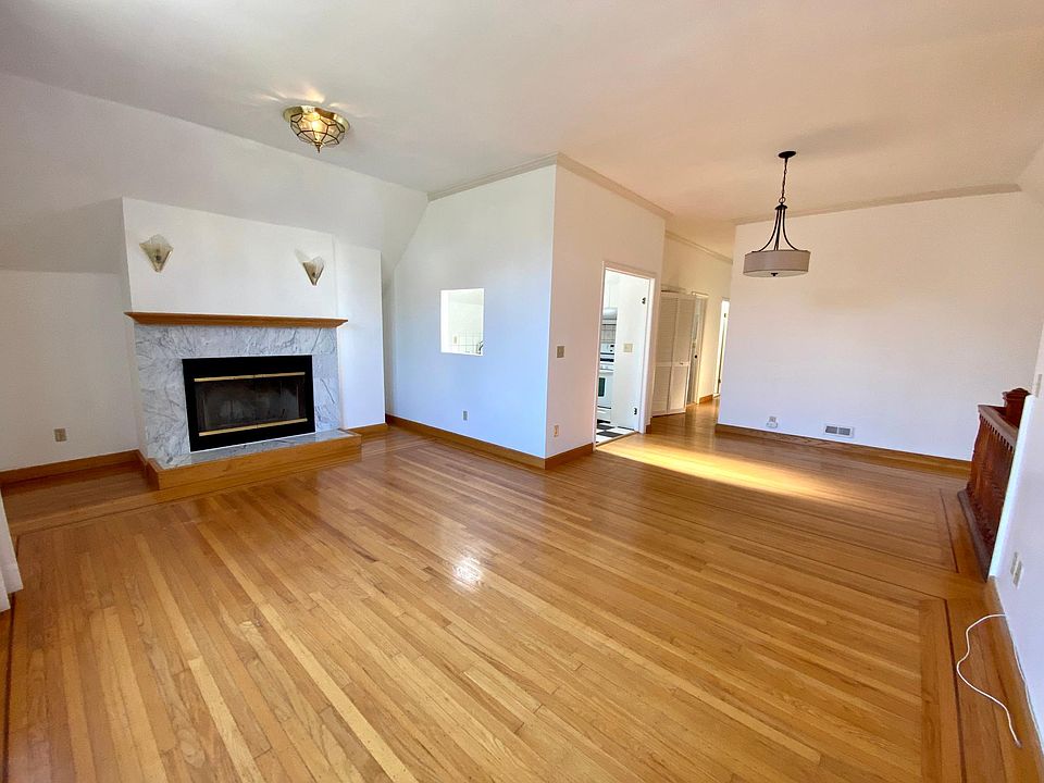1st image of 137 4th Ave
