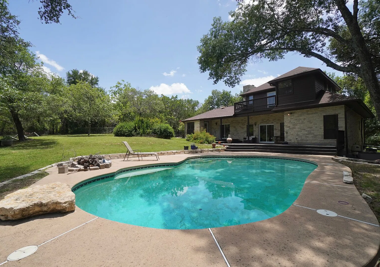 7BR/3BA Round Rock Retreat | Private Pool & Expansive Outdoor Living — Photo 1