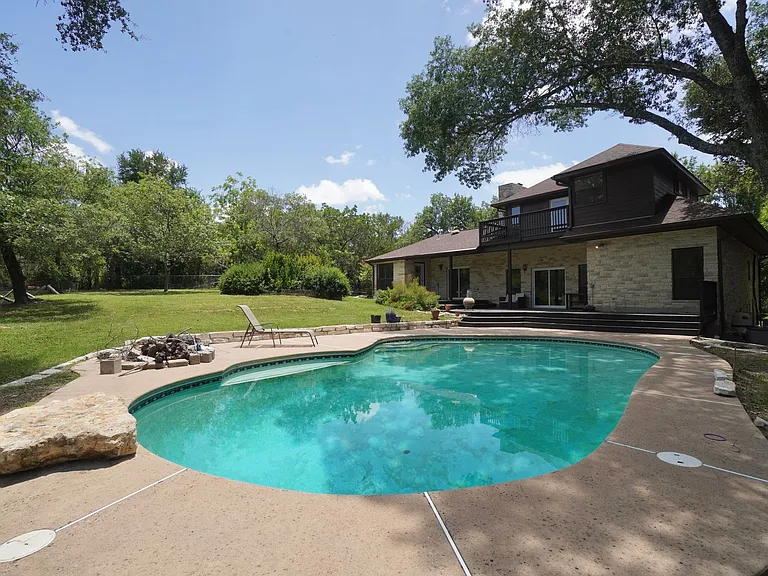 8 Woodhollow Trl — Photo 5