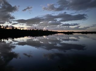 10001 Tamiami Trl S #E, North Pt, FL 34287