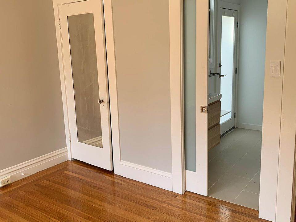 1st image of 774 22nd Ave