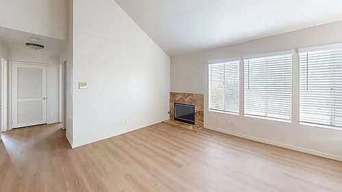 1202 Donax Ave #12 Photo 1