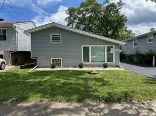 16427 Wolcott Ave, Markham, IL 60428