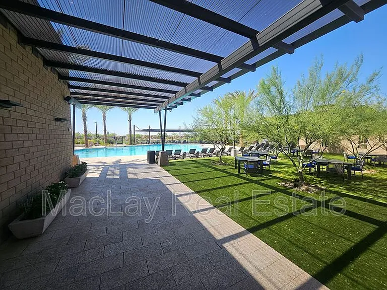 548 W Fremont Pass — Photo 24