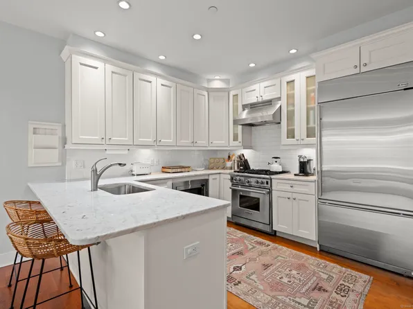 77 Havemeyer Lane #313, Stamford, CT 06902