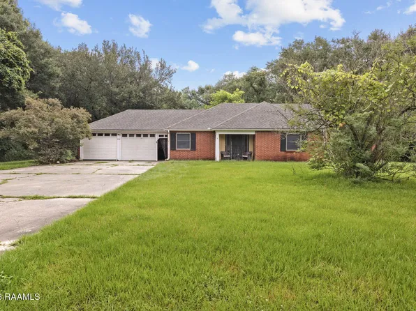2518 W Willow St, Scott, LA 70583