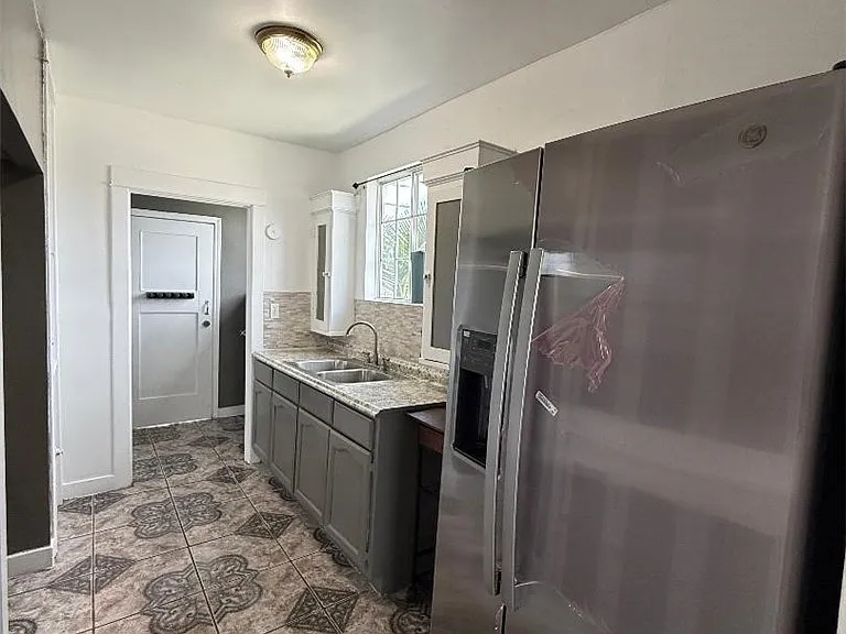 9510 Kalmia St #A — Photo 7