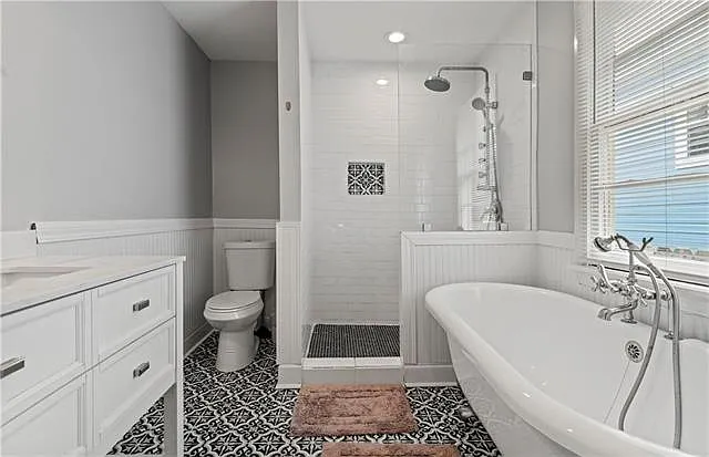 906 Flood St — Photo 8