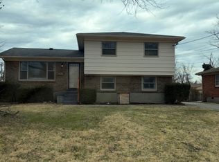 8206 Bost Ln, Louisville, KY 40219