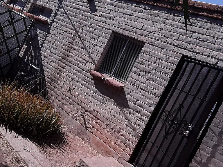 446 E Calle Arizona #1 — Photo 7