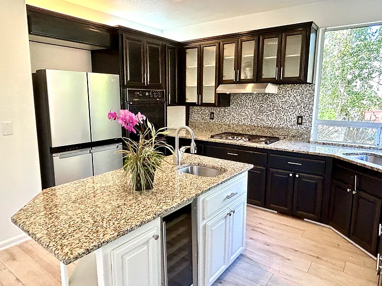 400 Jonathan Ridge Dr — Photo 37