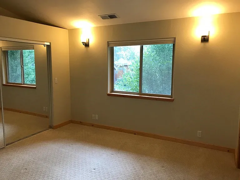 11431 Northwoods Blvd — Photo 4