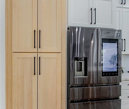 2nd image of 10709 Hunters Woods Pl