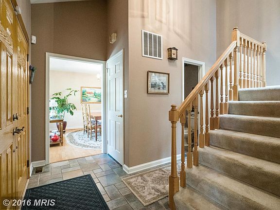 3rd image of 9313 Heather Glen Dr