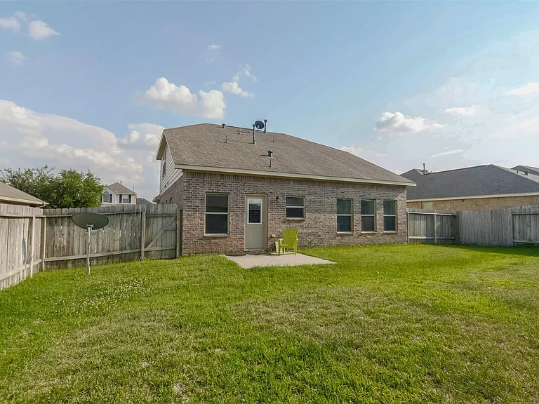 8730 Sunny Gallop Dr — Photo 38