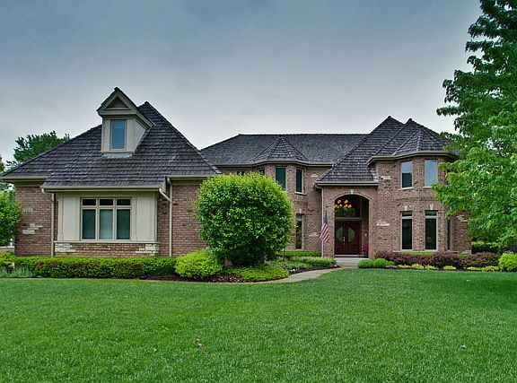 2nd image of 1500 Elderberry Dr