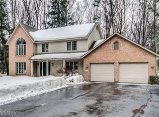 220 Foxdown Rd, Holland, MI 49424