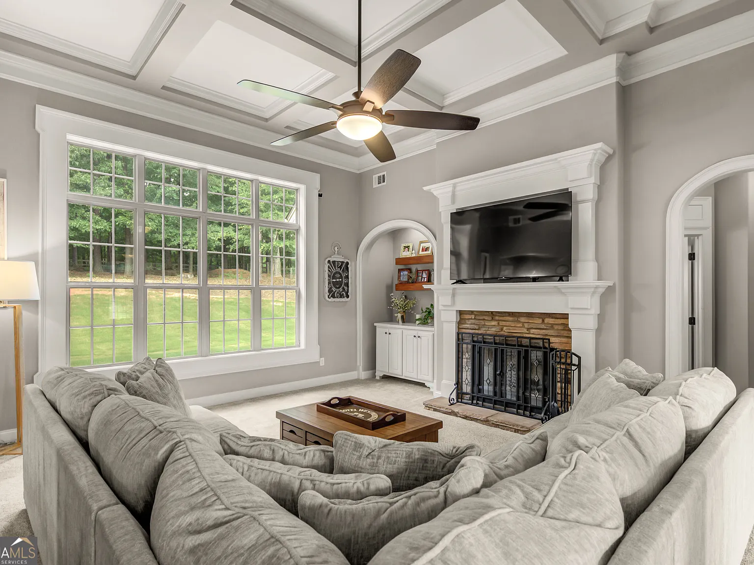4 bed, 3.5 bath, 2702 sqft, $3,200 — Photo 4