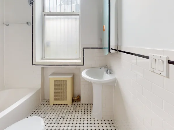 474 West 145th Street image 17 of 22