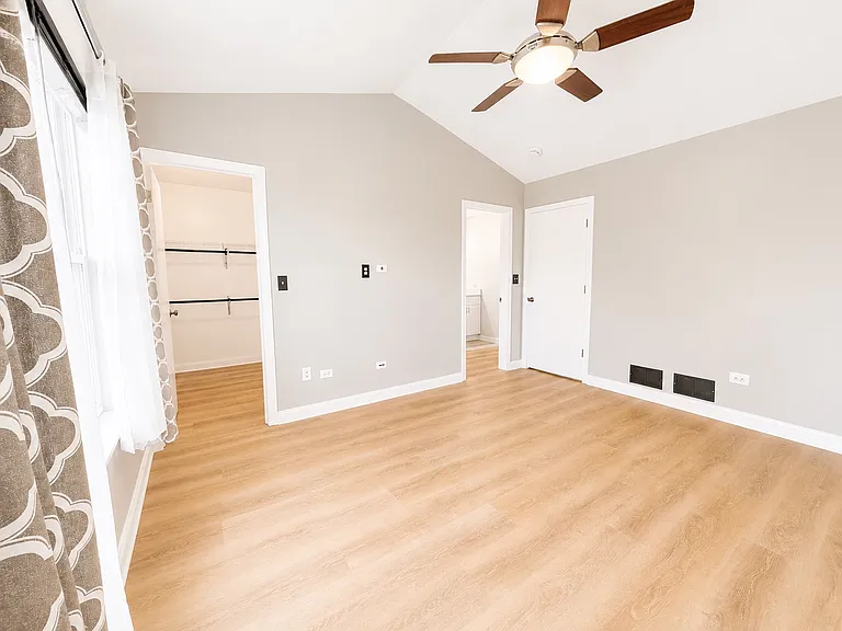 2912 White Thorn Cir — Photo 13