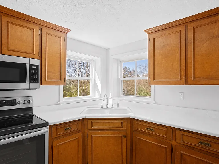 830 Tigerville Rd #B — Photo 14