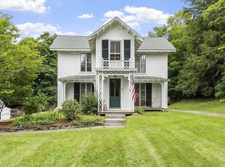 24 Maple St, Sterling, MA 01564