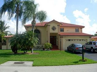 15835 Cotswold Ct, Fort Lauderdale, FL 33331