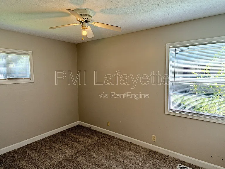 3302 Longlois Dr — Photo 15