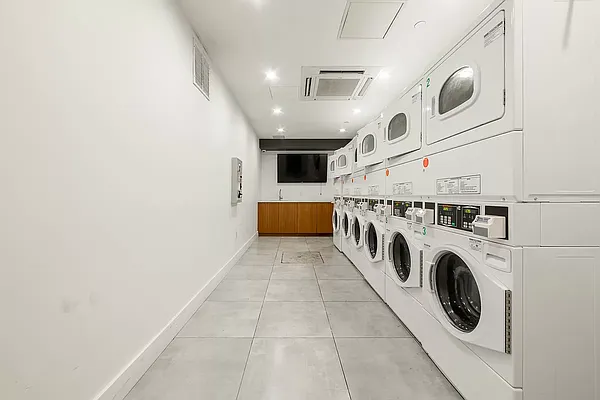 Rented by Twin Group | media 28