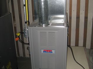 27 Hough St, Plainville, CT 06062